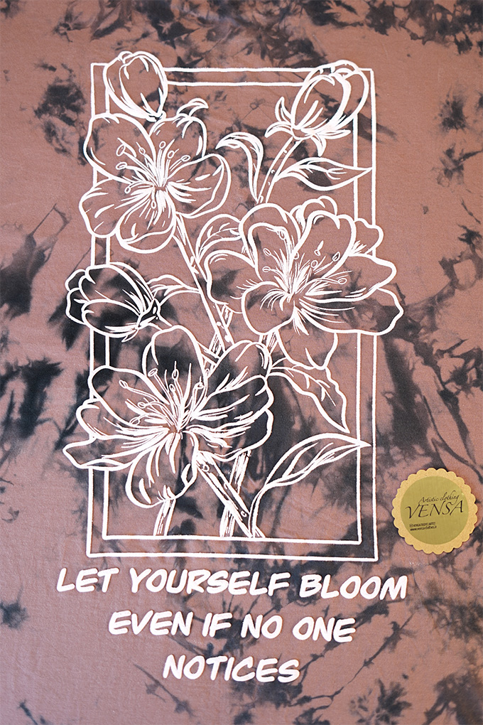 تیشرت هندمید با چاپ پفکی