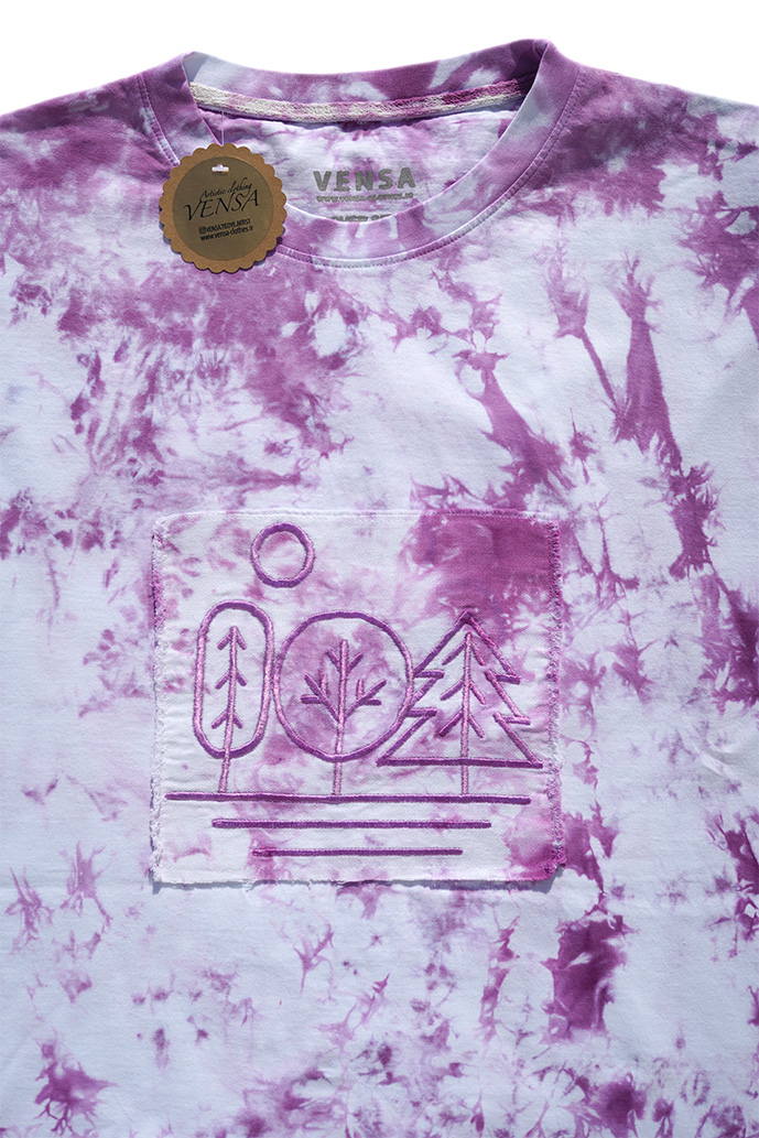 تیشرت هنری تای دای با پنل گلدوزی درخت مینیمال